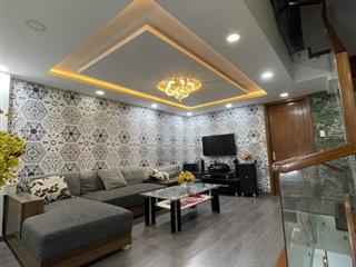 Bán Nhà 4 Tầng Mặt Tiền Bùi Viện 87.5m², Hướng Nam, Kinh Doanh Tốt, Giá 12.8 Tỷ