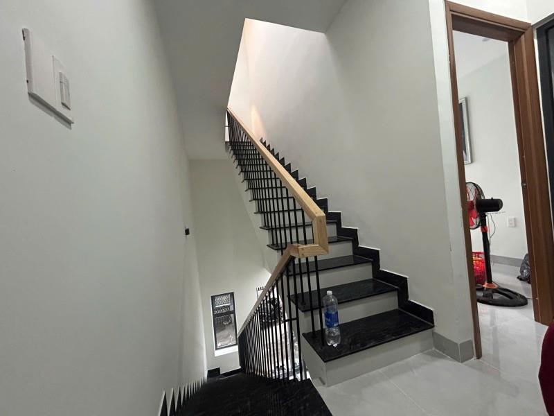 BÁN NHÀ 3 TẦNG MẶT TIỀN TRƯNG NHỊ 62M2, SÁT TIỂU LA, KINH DOANH, GIÁ 10,6 TỶ
