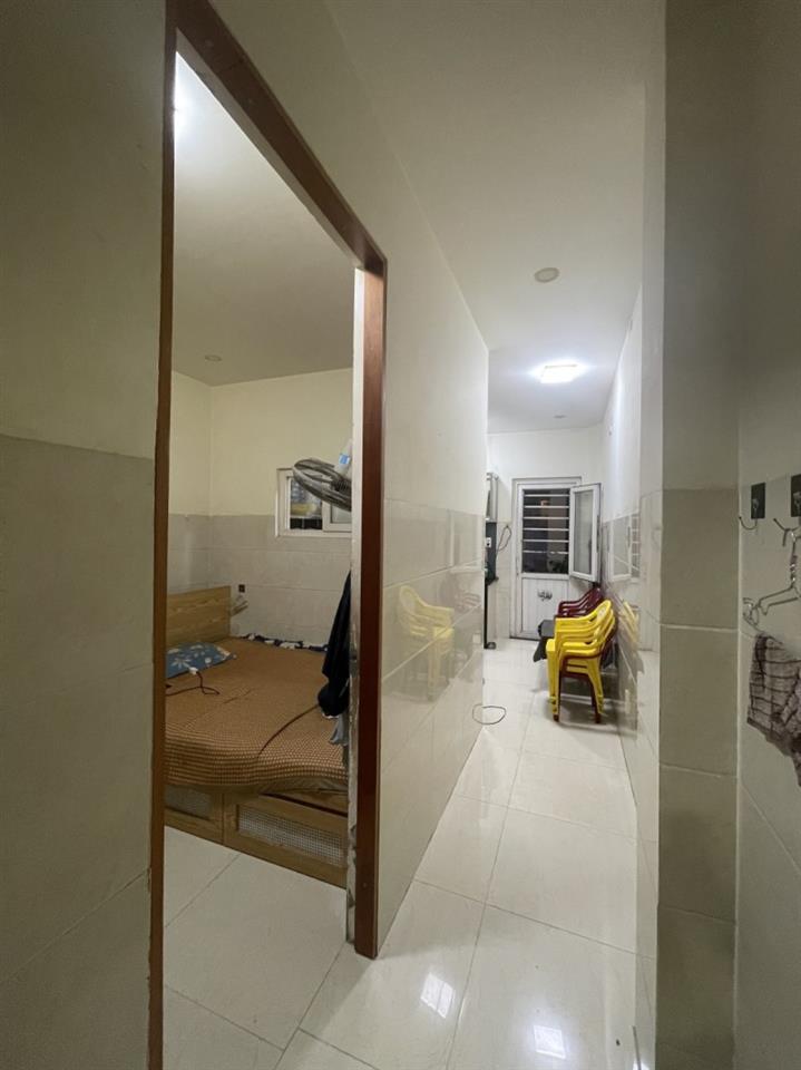 Bán nhà Dương Đình Nghệ Sơn Trà 46m2, 4 tầng, 7 phòng ngủ, cách biển 200m, giá 8,2 tỷ