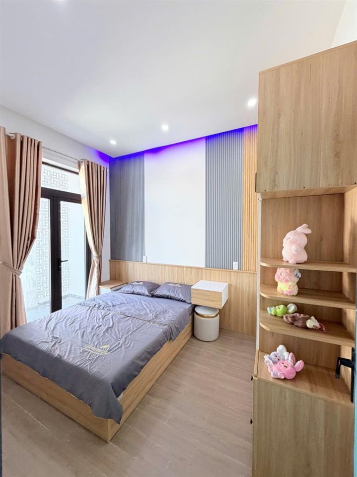Bán nhà 3 tầng, kiệt nhựa, oto tránh nhau Tô Hiệu, Nam Trân, Đà Nẵng, 80m², giá 5,35 tỷ