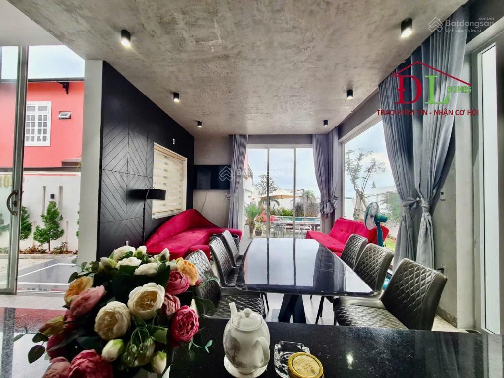 Bán biệt thự có hồ bơi đường nam hồ đà lạt  tặng bản thiết kế mới