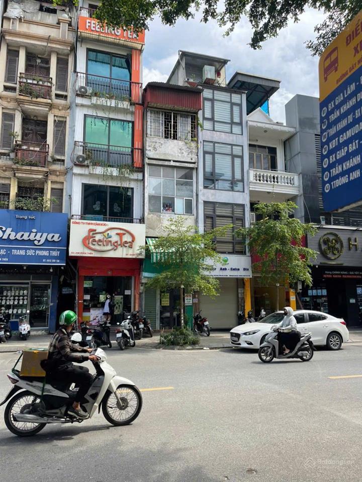 Bán nhà mặt phố tầng 1. 14.40 m, tầng 2. 20.40m,tầng 3. 20.40m.sổ đỏ chính chủ...