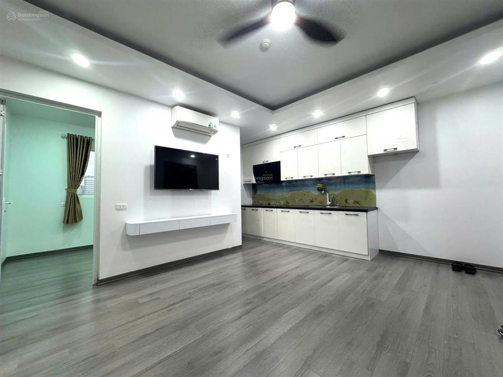 Chính chủ bán căn hộ 2 phòng ngủ dtm nghĩa đô giá 4,4 tỷ