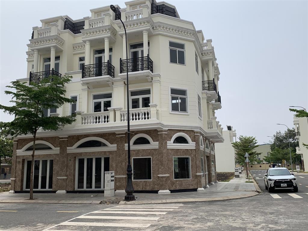 Nhà phố góc 2 mt khu icon central cần bán