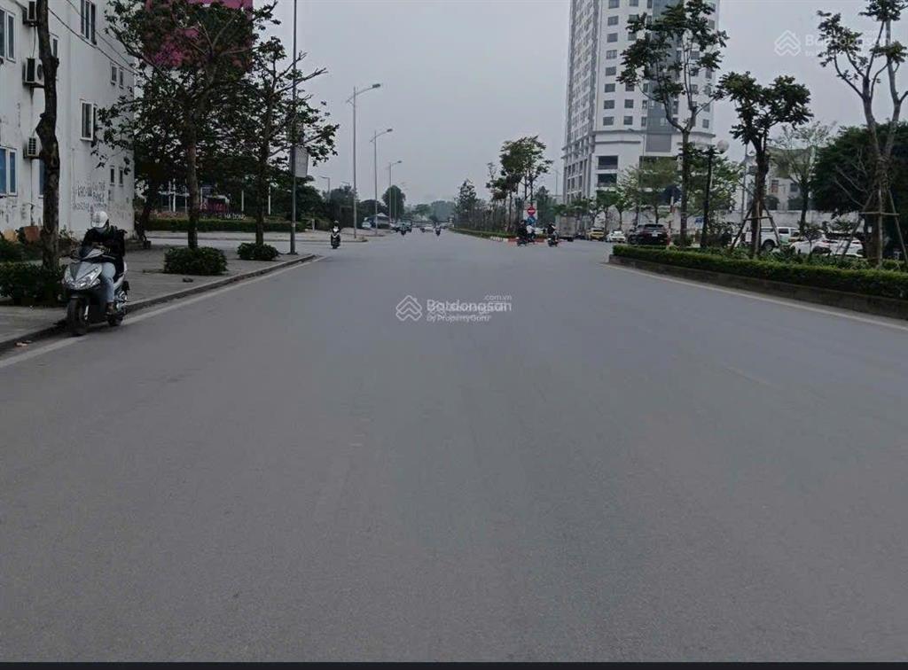 Em bán đất kđt đấu giá phú lương dt 50m2, mt 5m, giá 10.5 tỷ