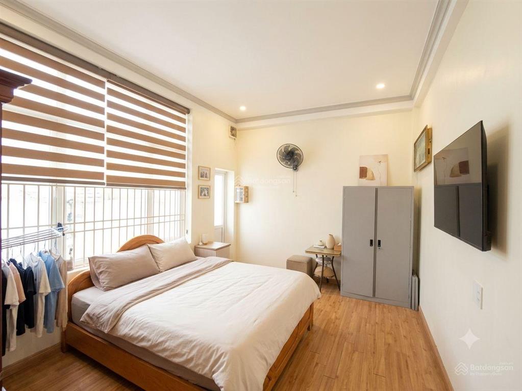 Nhà dân mặt ngay gần văn phòng bùi hữu dũng dt 100m2, 5 tầng, 17.5 tỷ