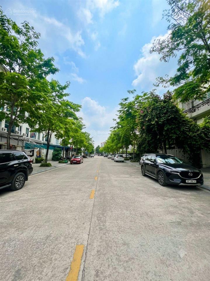 Chỉ còn căn hiếm có sẵn dòng tiền dt 116m, 4 tầng, mt 6m, 25ty trục chính khu d geleximco