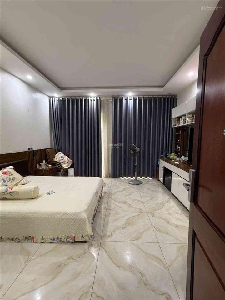 Lk đô nghĩa chủ cần bán gấp hạ 2 tỷ. dt 75m, 6 tầng, mt 5m, 15 tỷ hơn, nhà có sẵn ô chờ thang máy