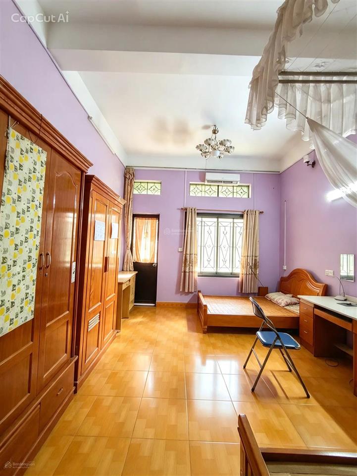 Phố cổ hà đông dt 52m, 4 tầng, mt 4,5m, giá 11 tỷ ôtô đỗ cửa vị trí đẹp dân xây
