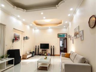 Phố cổ hà đông dt 52m, 4 tầng, mt 4,5m, giá 11 tỷ ôtô đỗ cửa vị trí đẹp dân xây