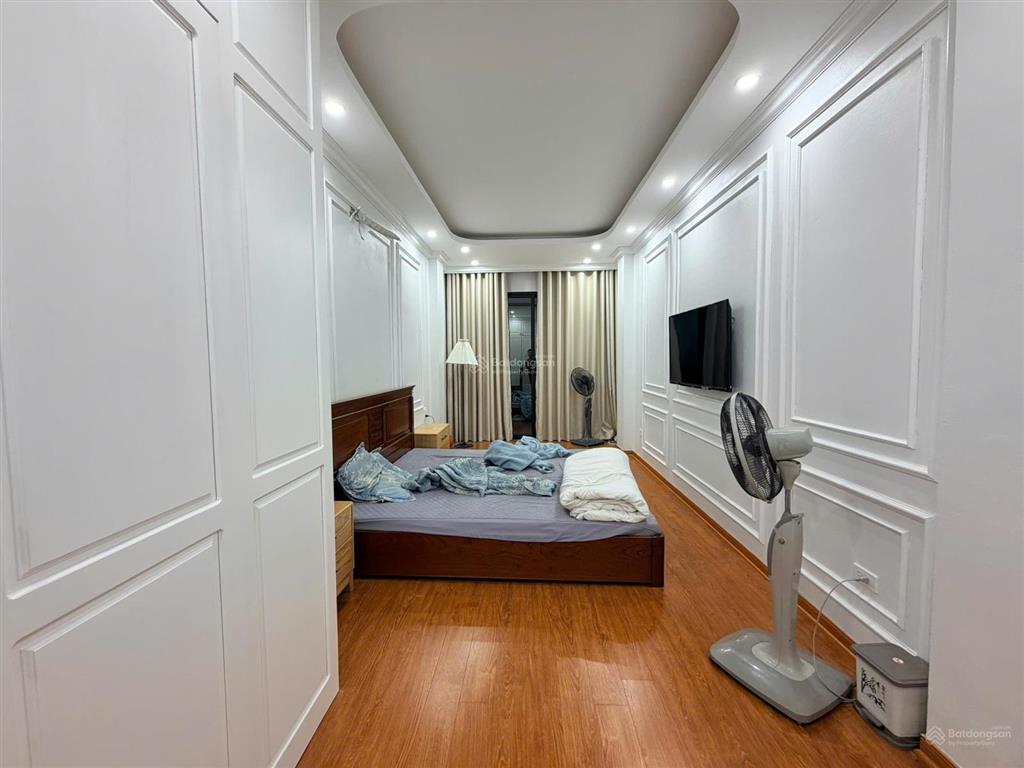 Trần cung  nhà dân xây mới cực đẹp  7 tầng thang máy  sổ nở hậu hoa khôi