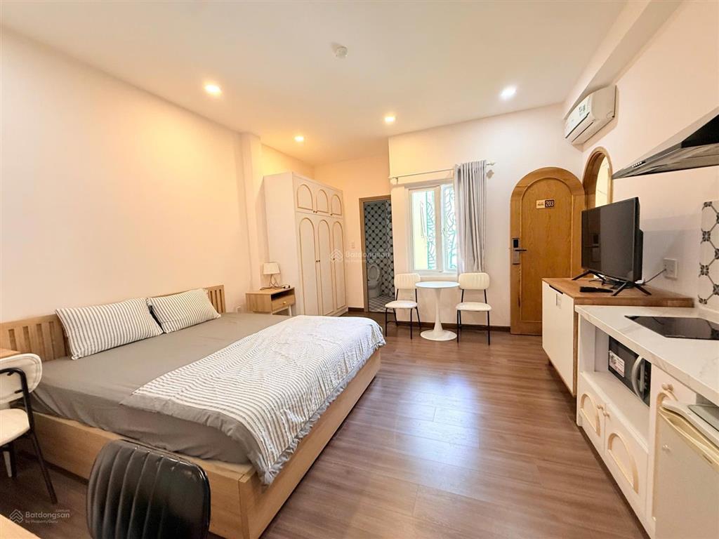 Căn hộ cho thuê 35m² đầy đủ nội thất tại đề thám q1 gần bùi viện, cầu ông lãnh
