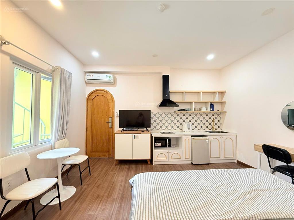 Căn hộ cho thuê 35m² đầy đủ nội thất tại đề thám q1 gần bùi viện, cầu ông lãnh