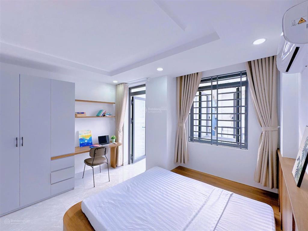 Căn hộ cho thuê 1pn tách bếp ban công 50m² ngay sư vạn hạnh q10 gần đại học huflit, bách khoa