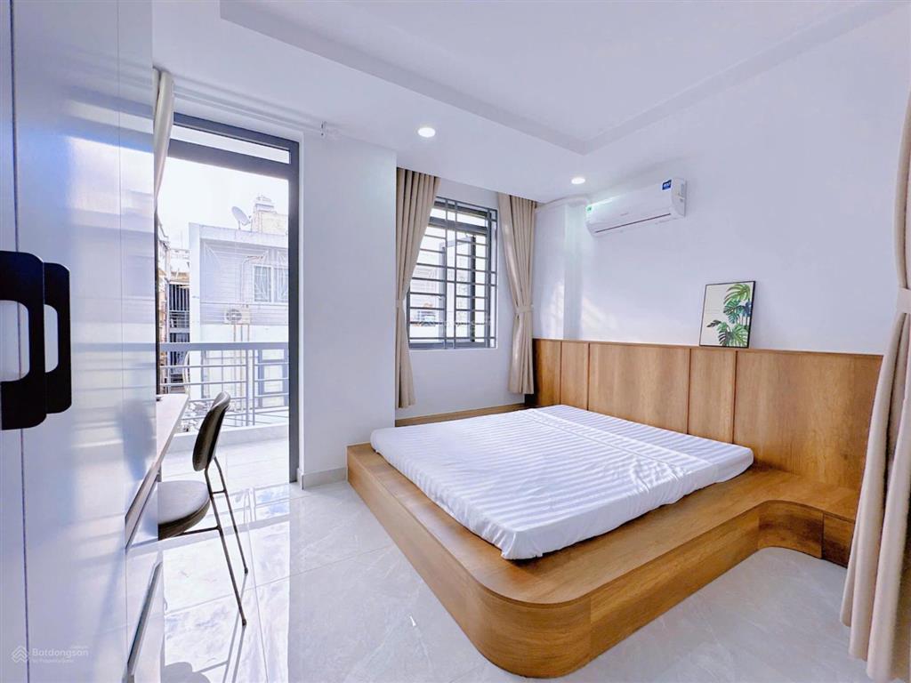 Căn hộ cho thuê 1pn tách bếp ban công 50m² ngay sư vạn hạnh q10 gần đại học huflit, bách khoa