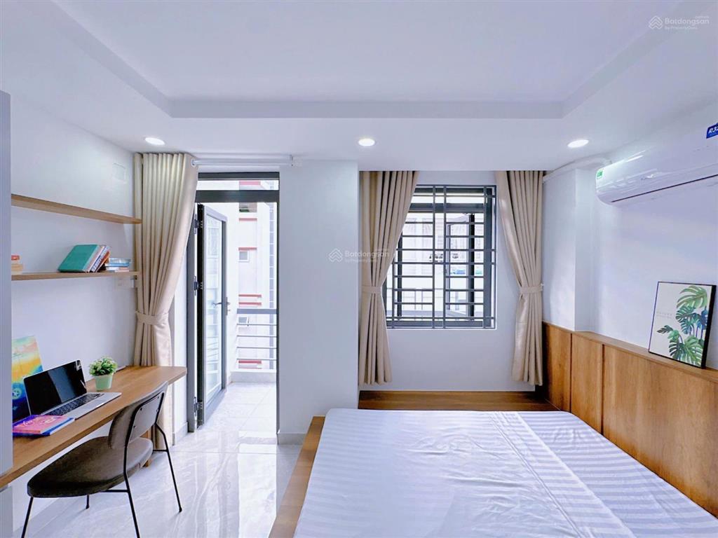 Căn hộ cho thuê 1pn tách bếp ban công 50m² ngay sư vạn hạnh q10 gần đại học huflit, bách khoa