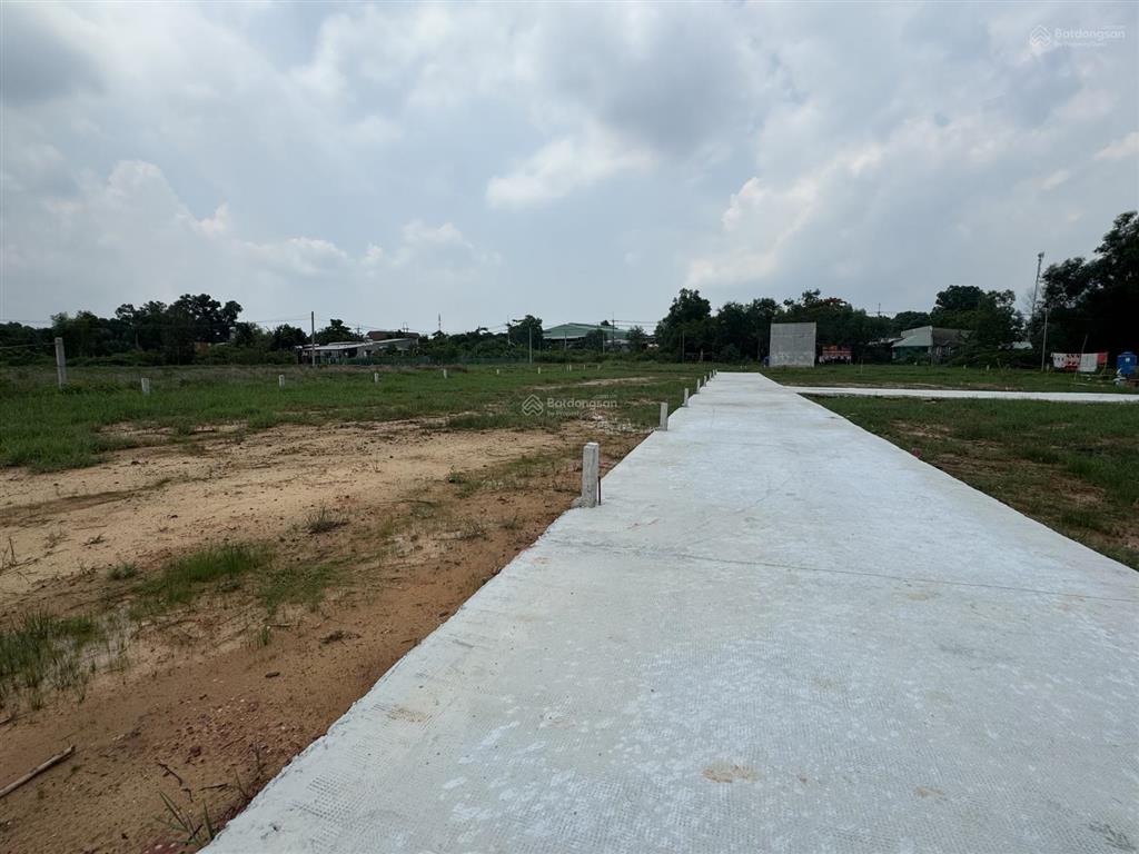 Bán lô đất xã phú đông đường bê tông xe tải diện tích 93m² full thổ cư giá chỉ 1 tỷ 4