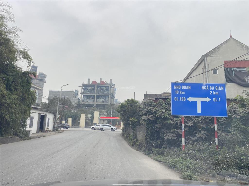 Bán 100m2 mặt tiền 5m phân lô đường trục cảng the vissa 2.6 tỷ.nối ra đường 477 gia viễn ninh bình