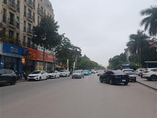 Nhà phố tô hiệu hà đông  45 m2  11 tỷ.