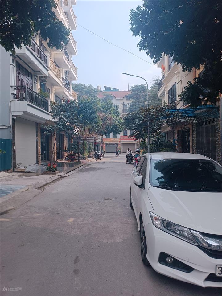 Bán 50m đất dịch vụ yên nghĩa hà đông  8,8 tỷ  0984 596 ***