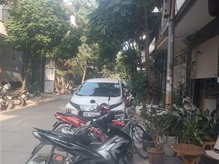 Bán nhà văn quán, kinh doanh, vỉa hè, xe tải tránh nhau