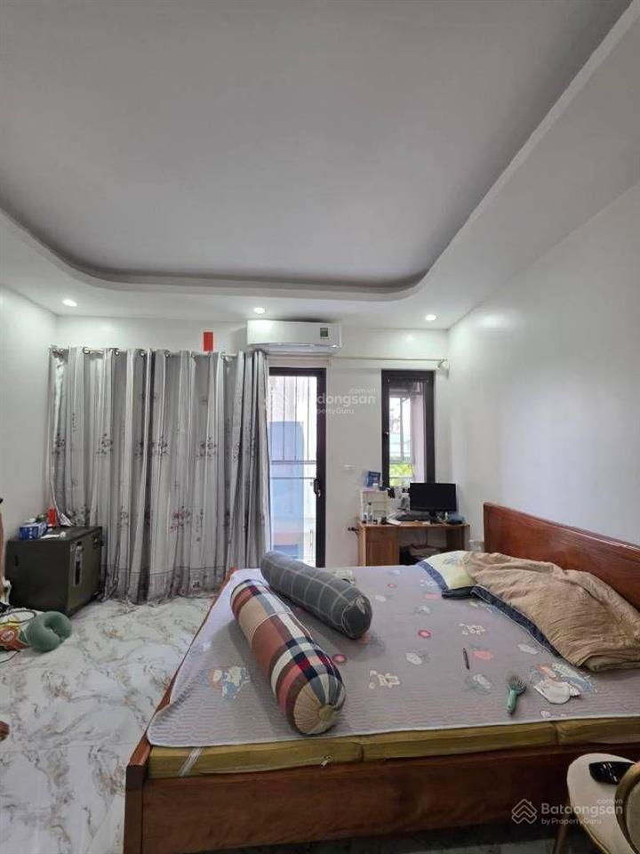 Bán nhà la nội, 5 tầng dân xây. an ninh tốt  6,2 tỷ