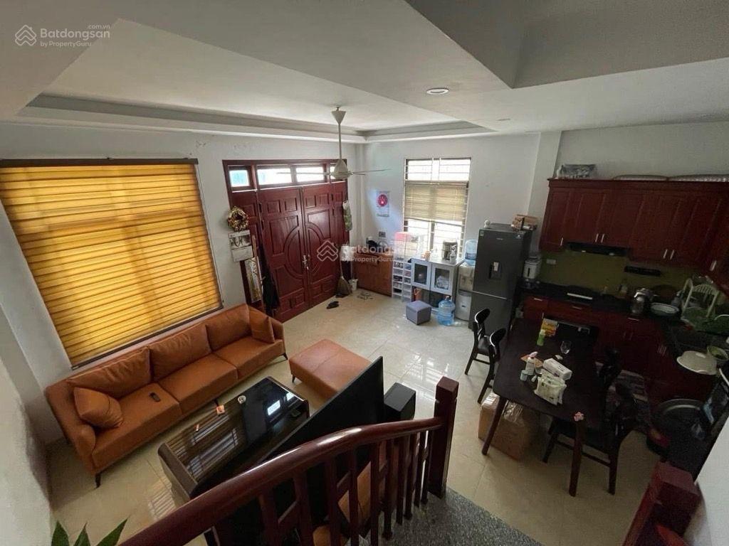 Bán nhà la nội, 5 tầng dân xây. an ninh tốt  6,2 tỷ