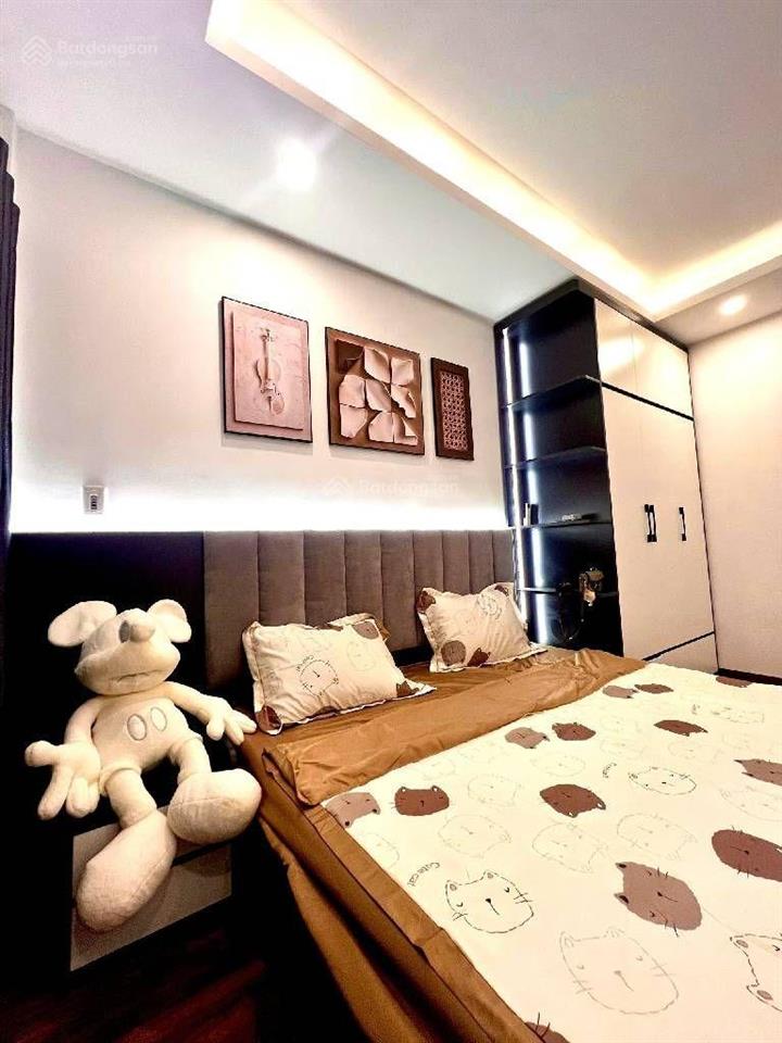 Anh huy cần bán nhà phương canh, 5 tầng, ngõ thông, dân trí cao  6,8 tỷ.