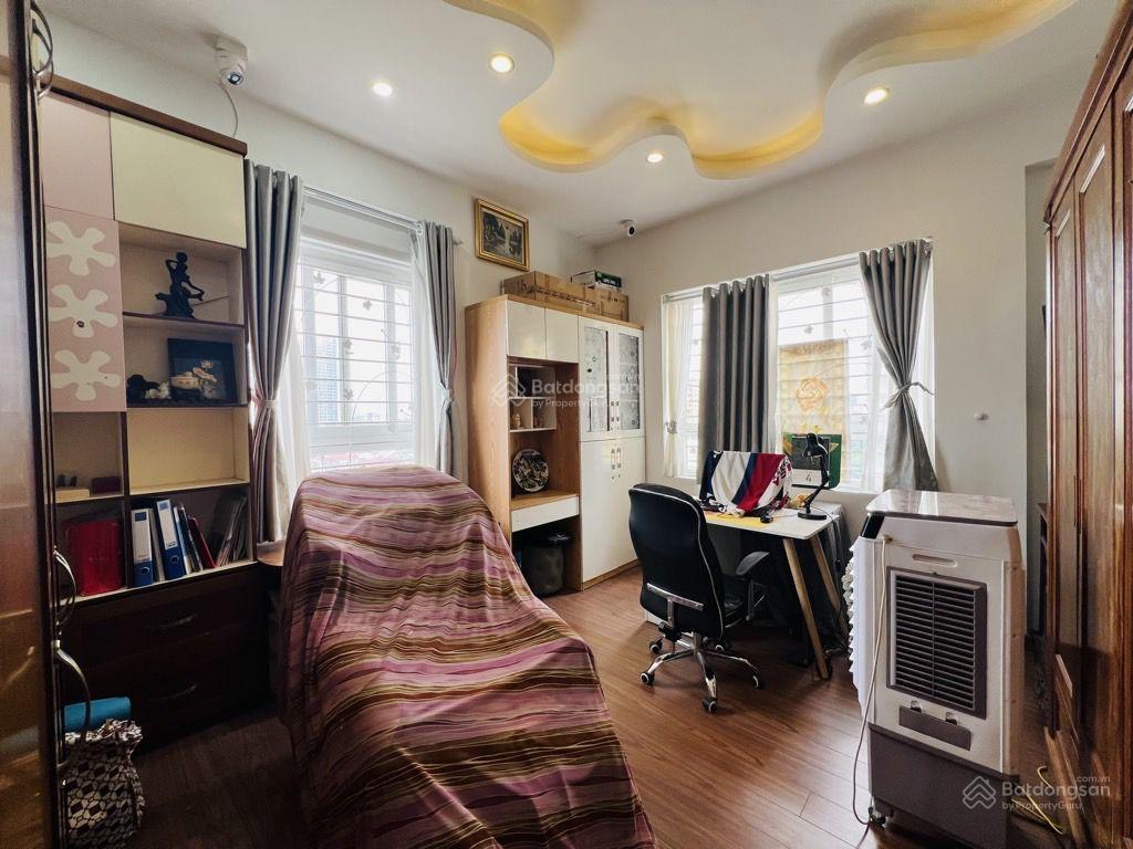 Nhà ubnd đại mỗ, nhà 5 tầng, phố ô tô tránh  6,9 tỷ