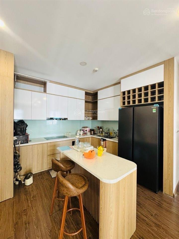 Nhà hòe thị 5 tầng dân xây. an ninh tốt, ô tô đỗ gần  6,9 tỷ