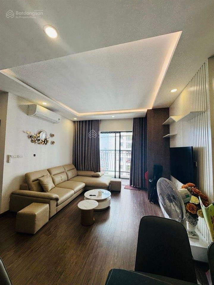 Nhà hòe thị 5 tầng dân xây. an ninh tốt, ô tô đỗ gần  6,9 tỷ