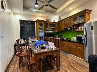 Bán nhà dịch vọng, cầu giấy 50m2 5 tầng dân xây 10,5 tỷ