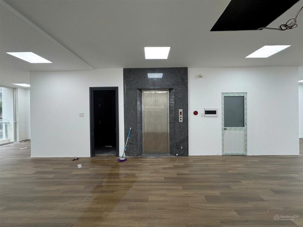 Cho thuê sàn 120m2 mặt tiền nguyễn cơ thạch sala | chỉ 55 triệu/tháng