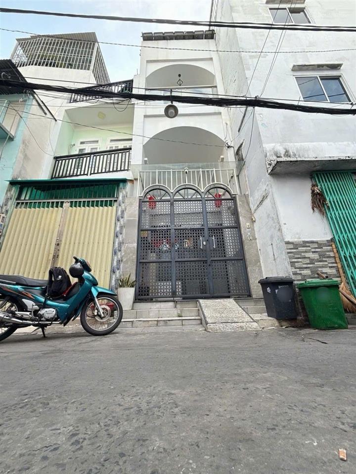 Bán nhà hẻm xe hơi ngay âu cơ  tân bình, hxh quay đầu sát mt, 32m² ra mt 4 tầng 4pn. chỉ 5 tỷ hơn