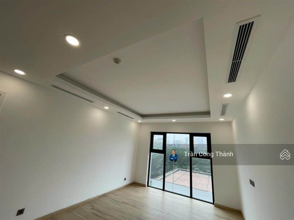 Hot! hà nội paragon bán nhanh căn 2 ngủ vip 90m2 ở luôn view vành đai 3 chỉ 8,x tỷ.  0973 038 ***