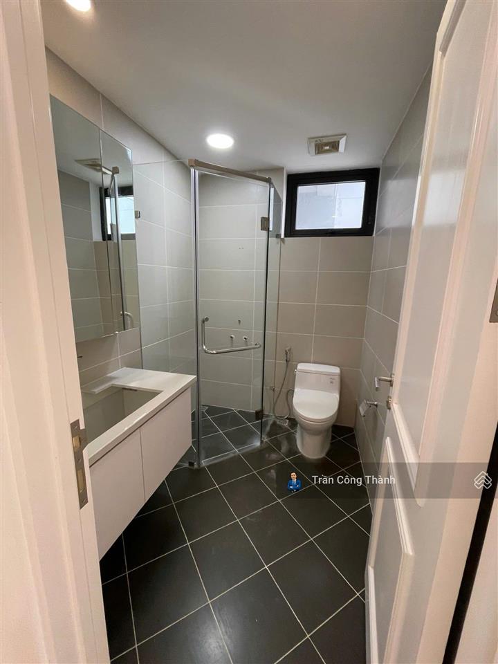 Hot! hà nội paragon bán nhanh căn 2 ngủ vip 90m2 ở luôn view vành đai 3 chỉ 8,x tỷ.  0973 038 ***