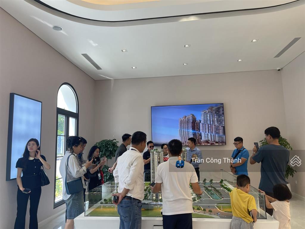 Bán căn đẹp jade square phạm văn đồng ck 13,5%, vay 0% lãi suất 24 tháng.  0973 038 ***