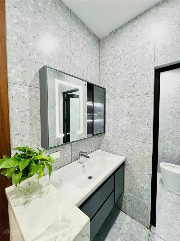 Ô tô tới nhà  bán nhà dt 58m², giá cực tốt 3tỷ8  ngay gần đại học tài chính marketing tp thủ đức