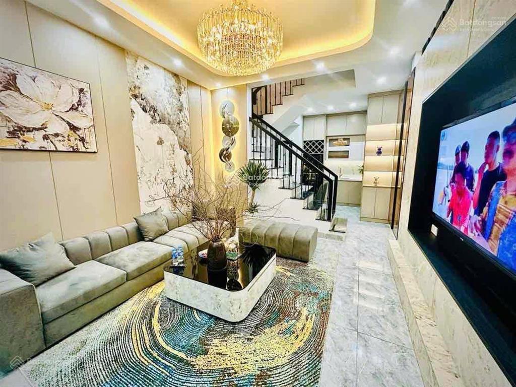 Ô tô tới nhà  bán nhà dt 58m², giá cực tốt 3tỷ8  ngay gần đại học tài chính marketing tp thủ đức
