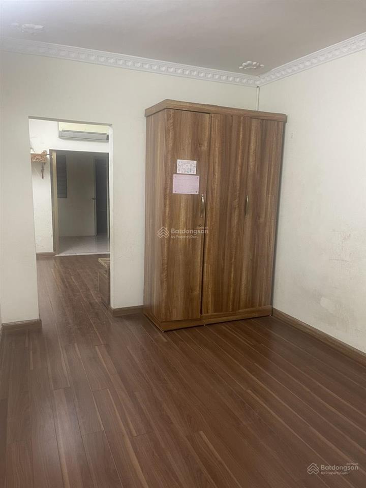 Chính chủ cho thuê nhà tầng 4 tập thể d5 quỳnh mai