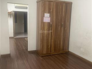 Chính chủ cho thuê nhà tầng 4 tập thể d5 quỳnh mai