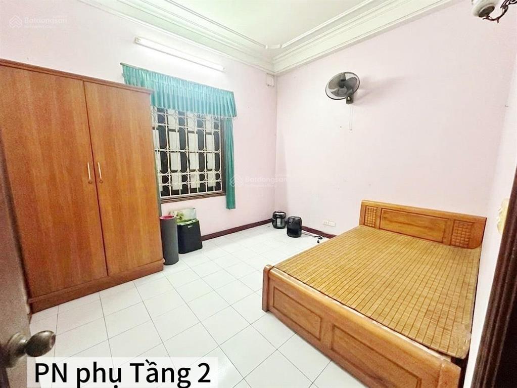 Nhà em chính chủ (ko phải môi giới ạ) cần bán nhà văn chương nhanh trong tháng