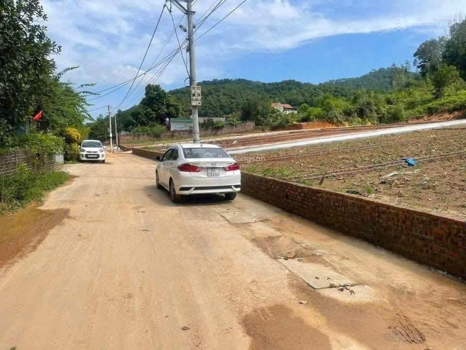 Sẵn sổ giao dịch 100m2 trung giã  sóc sơn + mt = hậu = 5,41m m + dài 16,5m