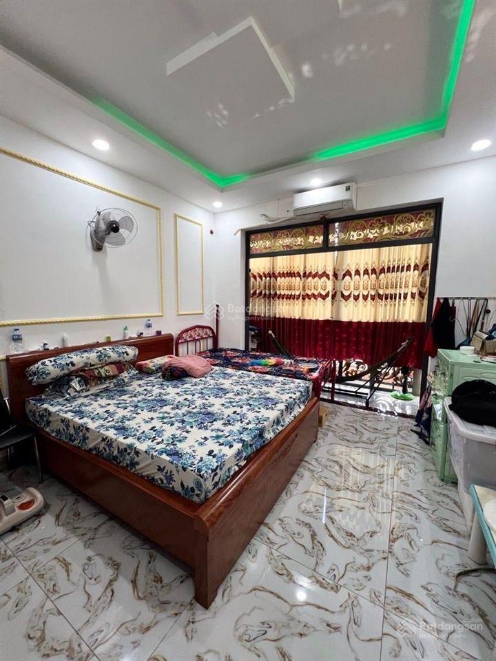 Bán nhà mặt tiền lò gốm,trung tâm quận 6, gần cầu hậu giang (4 x 15m x 4 tầng) 8,7 tỷ tl