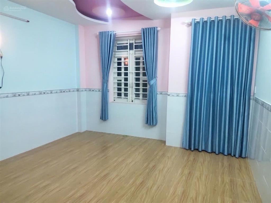 Bán nhà tân hòa đông, phường bình trị đông, bình tân  80m2  hẻm 8m  giá 7,8 tỷ  sổ hồng riêng