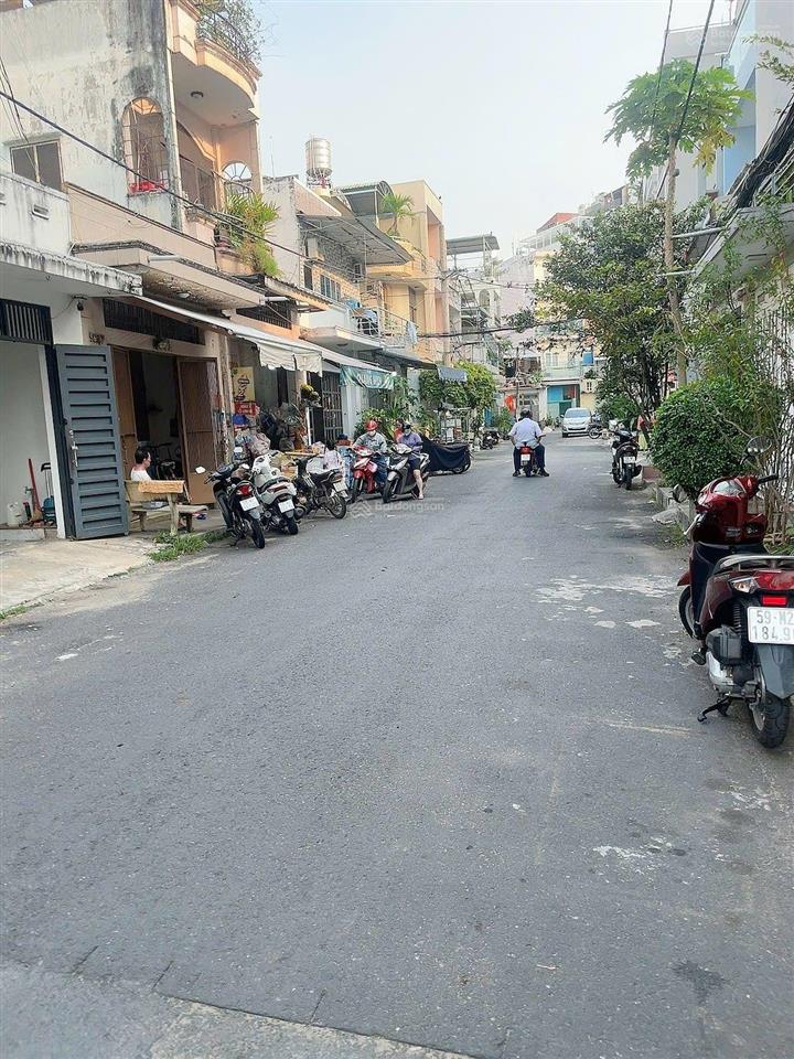 Bán nhà riêng, đường bình thới,phường 10, quận 11  sổ hồng riêng 70m2  hẻm 6m  giá 9,6 tỷ