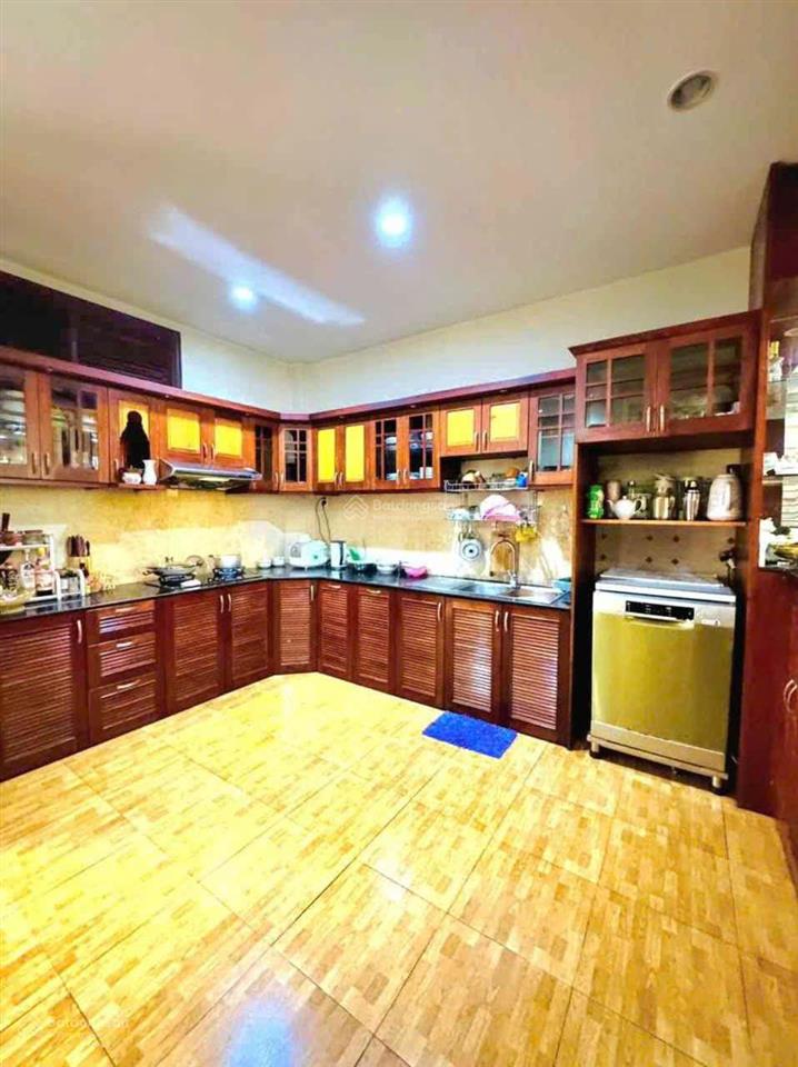 Bán nhà riêng 150m2 3 tầng, đường thoại ngọc hầu, quận tân phú  sổ hồng riêng  giá 22,5 tỷ