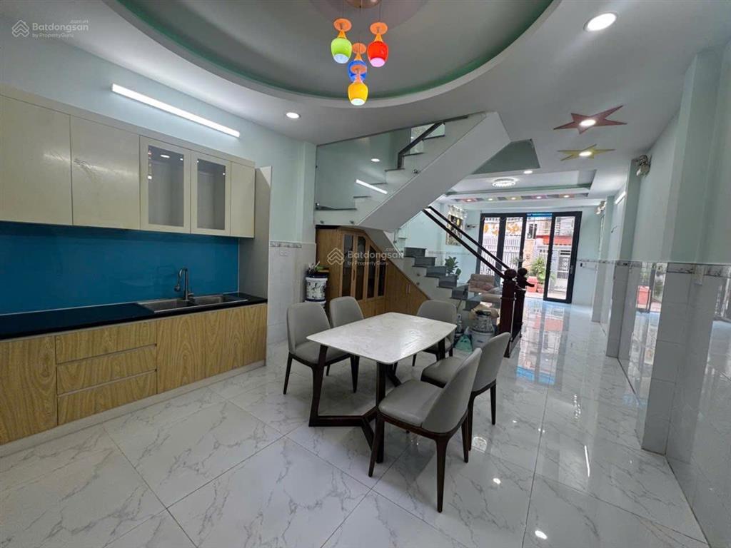 Bán nhà tân hoà đông,phường bình trị đông,bình tân  hẻm xe hơi  sổ hồng riêng  78m²  giá 8,8 tỷ