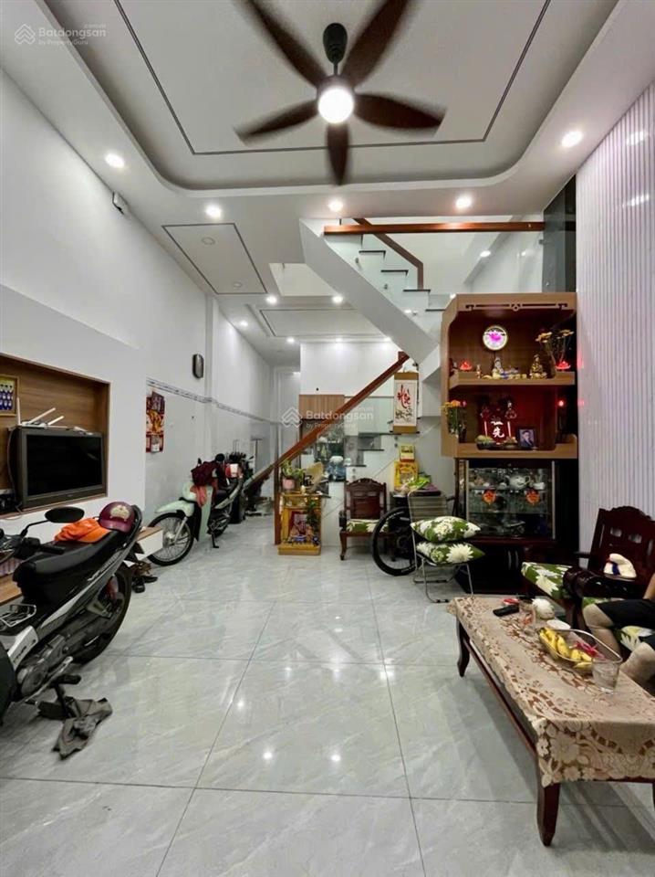 Bán nhà đường mã lò, bình tân, giáp tên lửa  hẻm 4m  sổ hồng riêng  60m2  giá 5.1 tỷ