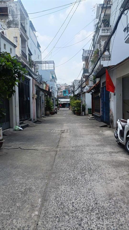 Bán nhà hương lộ 2, gần ngã tư bốn xã  thang máy  sổ hồng riêng  6 tầng  80m2  giá 7,8 tỷ